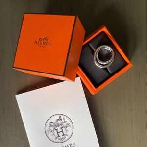 Hermes Veritage 925 silver ring.